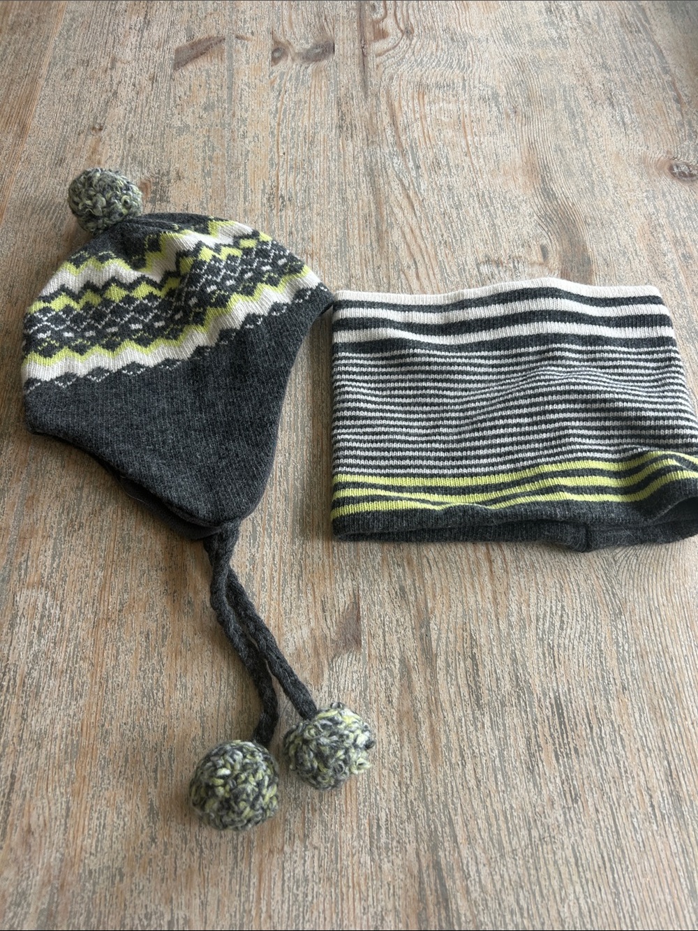 Lands' End Gray, White & Lime Knit Pom-Pom Earflap Hat with Matching Neck Warmer